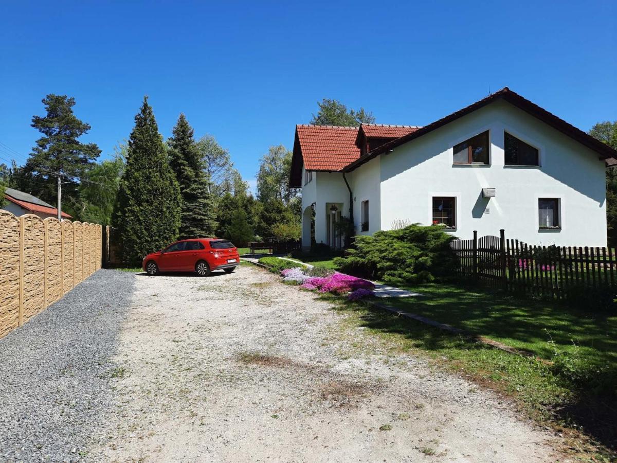 Appartement V Prirode Na Okraji Frenstatu Pod Radhostem à Frenštát pod Radhoštěm Extérieur photo