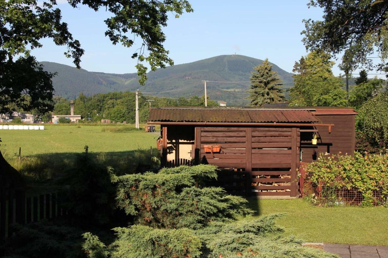 Appartement V Prirode Na Okraji Frenstatu Pod Radhostem à Frenštát pod Radhoštěm Extérieur photo